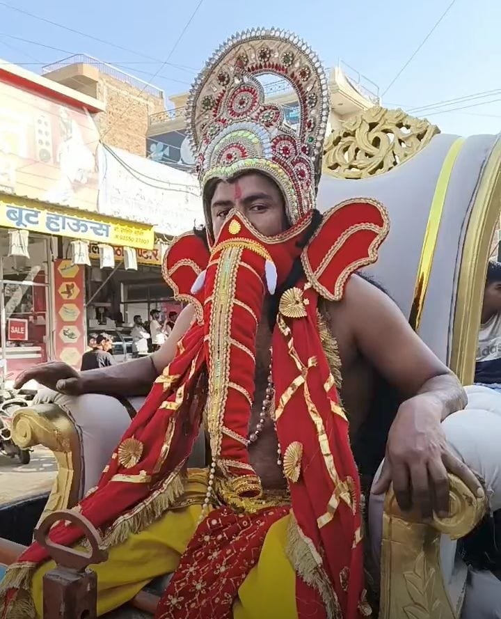 श्री श्याम प्रभु खाटू वाले का फाल्गुन मेला के दूसरे दिन शोभा व कलश यात्रा निकाली गई*