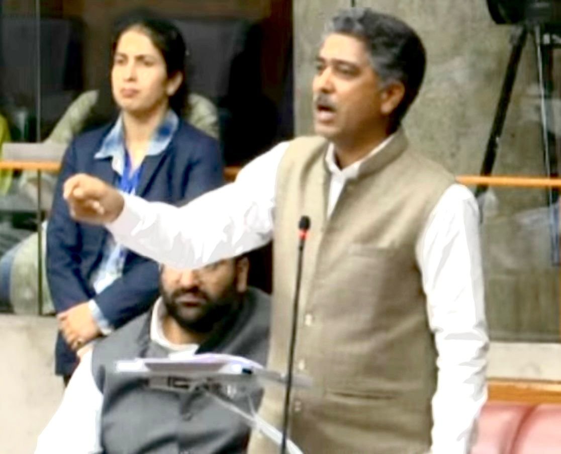 शुन्यकाल और राज्यपाल अभिभाषण पर सदन में इनेलो विधायक दल के नेता अदित्य देवीलाल ने रखा अपना पक्ष*
