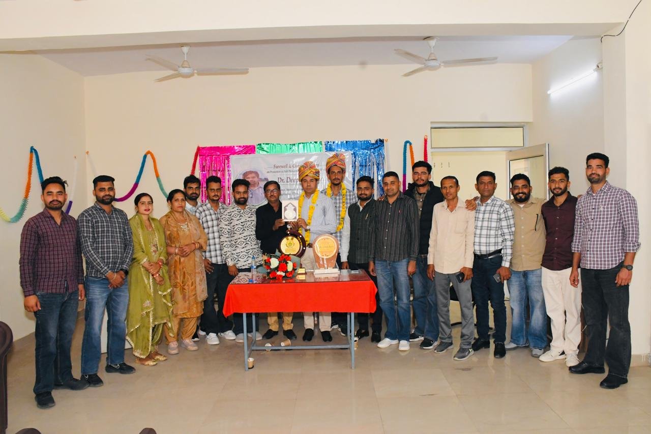 कृषि अधिकारी दीपक मिर्धा हुए पदोन्नत, कृषि विभाग ऐलनाबाद की टीम ने सम्मानित किया
