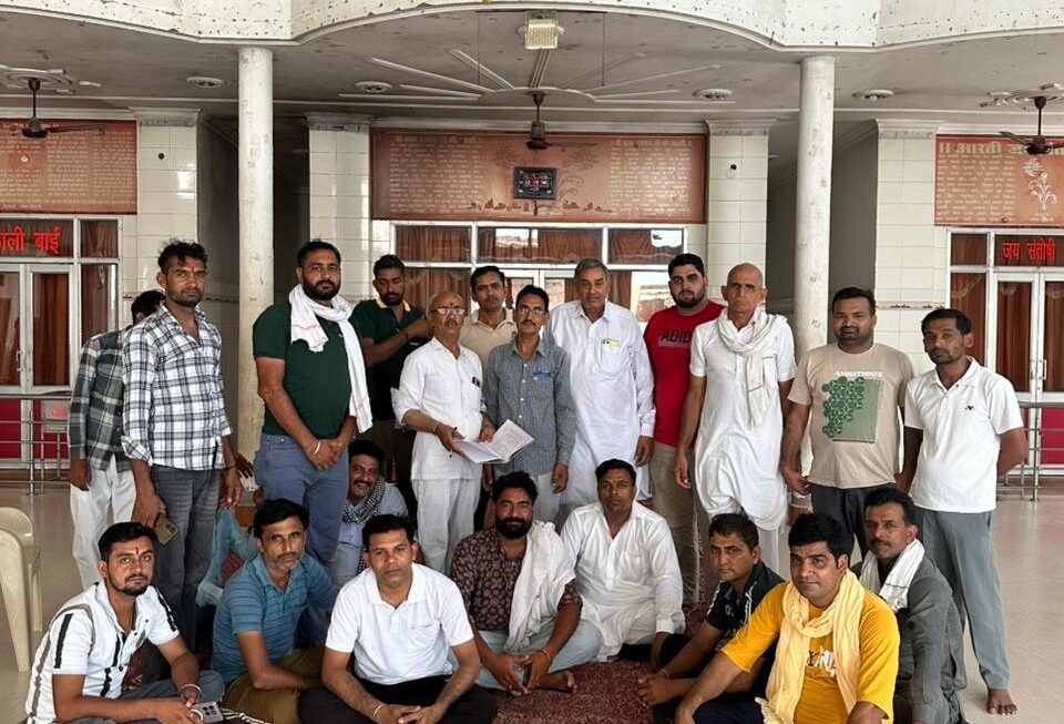 ऐलनाबाद: बाबा रामदेव भंडारा सेवा समिति की वार्षिक बैठक आयोजित, 19वें छह दिवसीय भंडारे की रूपरेखा तैयार*