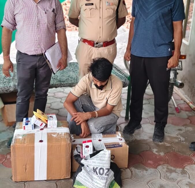 *6.5 लाख की 33800 नशीली गोलियां व कैप्सूल घर से बरामद, मेडिकल संचालक काबू* 