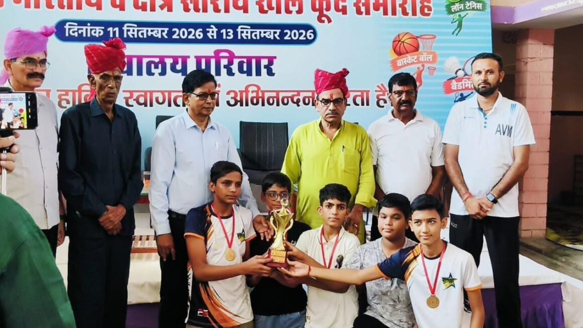 राज्य स्तरीय बैडमिंटन प्रतियोगिता में चूरू आदर्श विद्या मंदिर का परचम जोधपुर को हराकर बने विजेता अब दिल्ली में राष्ट्रीय स्तर पर दिखाएंगे दमखम
